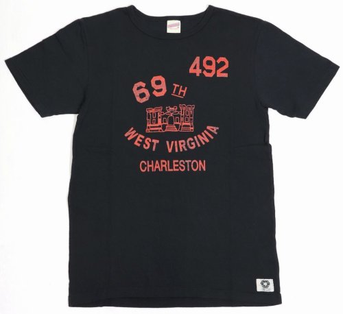 他の写真1: 「FREE RAGE/フリーレイジ」WEST VIRGINIA プリントリサイクルコットンTシャツ【スミ黒】