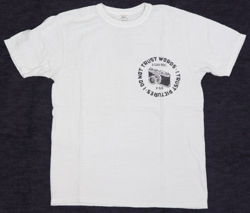 他の写真1: 「UES/ウエス」CAMERA  プリントTシャツ【ホワイト】