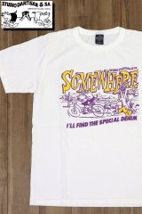「STUDIO D'ARTISAN/ステュディオ・ダ・ルチザン」SOMEWHERE プリントＴシャツ【ホワイト】