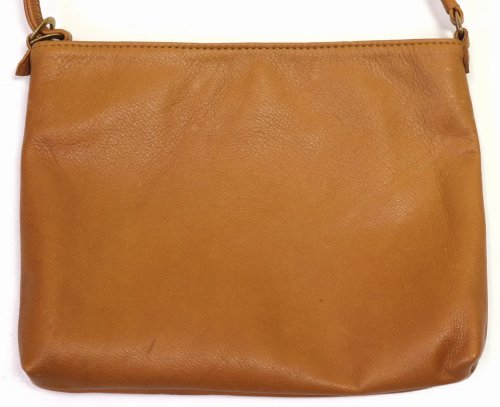 他の写真1: 「Y'2 LEATHER/Y'2レザー」ナチュラルスカーステア サコッシュバッグ【キャメル】