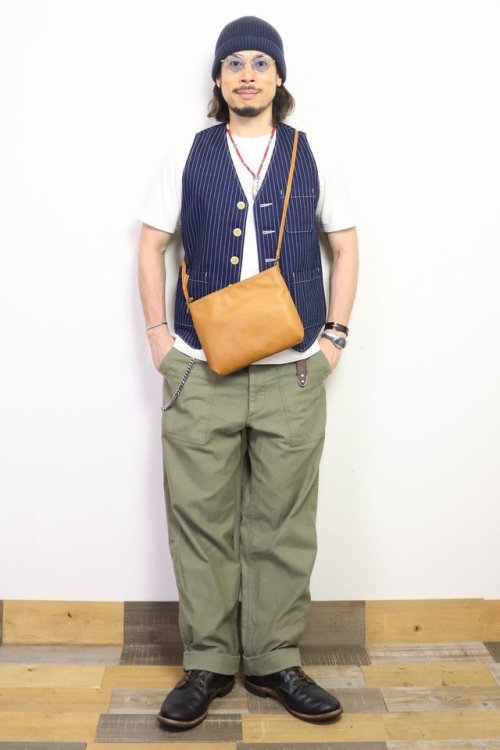 他の写真3: 「Y'2 LEATHER/Y'2レザー」ナチュラルスカーステア サコッシュバッグ【キャメル】