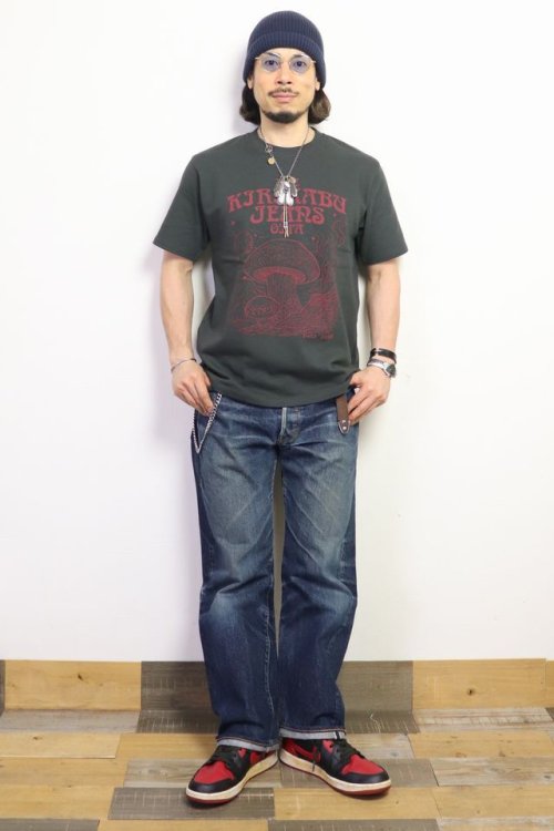 他の写真3: 「KIRIKABU JEANS/キリカブジーンズ」KINOKO プリントTシャツ【チャコール×レッド】