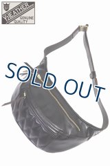 「Y'2 LEATHER/Y'2レザー」アニリンステアウエストバッグ【ブラック】