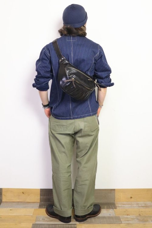 他の写真3: 「Y'2 LEATHER/Y'2レザー」アニリンステアウエストバッグ【ブラック】