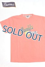 画像: 「Pherrow's/フェローズ」Harold's BiscuitsプリントTシャツ PTシリーズ【サーモン】
