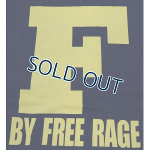 画像4: 「FREE RAGE/フリーレイジ」F プリントリサイクルコットンTシャツ【ネイビー】 (4)
