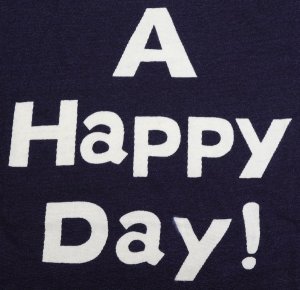 画像: 「UES/ウエス」インディゴ A HAPPY DAY! プリントTシャツ