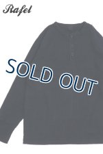 画像: 「Rafel/ラーフル」吊り編み天竺ヘンリーネック長袖Tシャツ【ブラック】