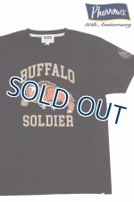 画像: 「Pherrow's/フェローズ」BUFFALO SOLDIER プリントTシャツ PTシリーズ【シールブラウン】