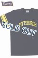 画像: 「Pherrow's/フェローズ」PITTSBURGH プリントフットボールTシャツ【S・ブラック】