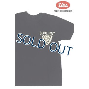画像1: 「UES/ウエス」GUITAR CRAZY プリントTシャツ【ブラック】 (1)