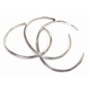 画像7: 「DearStock/ディアストック」トライアングルスタンプバングル【2パターン3サイズあり】 (7)